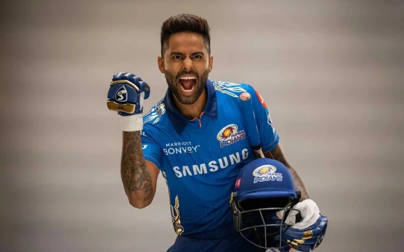 SKY Becomes Fastest Indian To Hit 4000 Runs in IPL